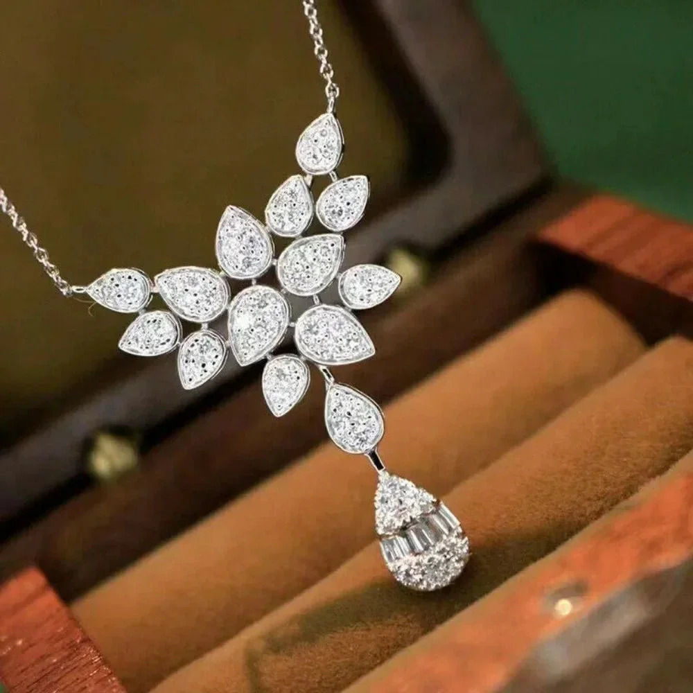 925 Sterling Silver Big Diamond Leaf Drop Statement Pendant Necklace